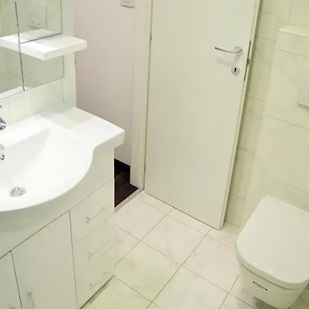 In The Center Near The Beach Bed & Breakfast Zadar